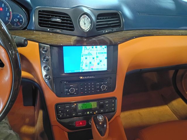 2014 Maserati GranTurismo Convertible 2dr Clean Carfax - 23093279 - 25