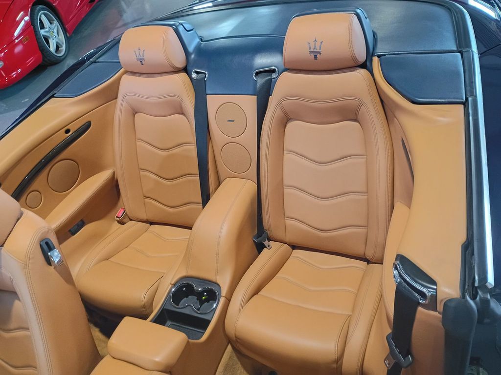 2014 Maserati GranTurismo Convertible 2dr Clean Carfax - 23093279 - 28