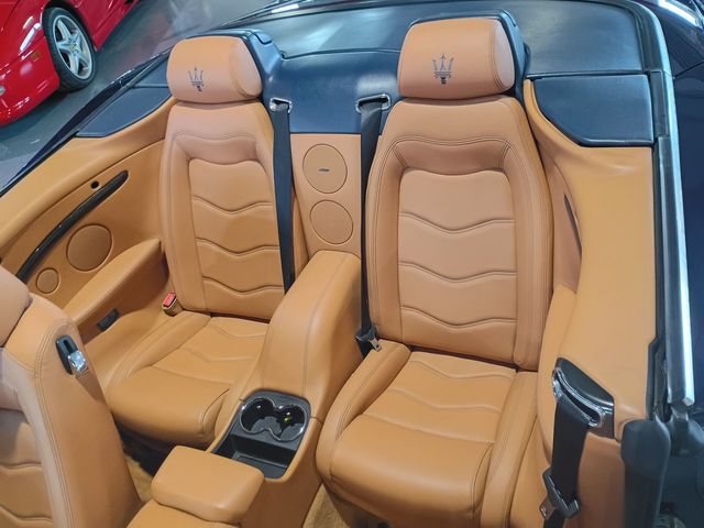 2014 Maserati GranTurismo Convertible 2dr Clean Carfax - 23093279 - 28