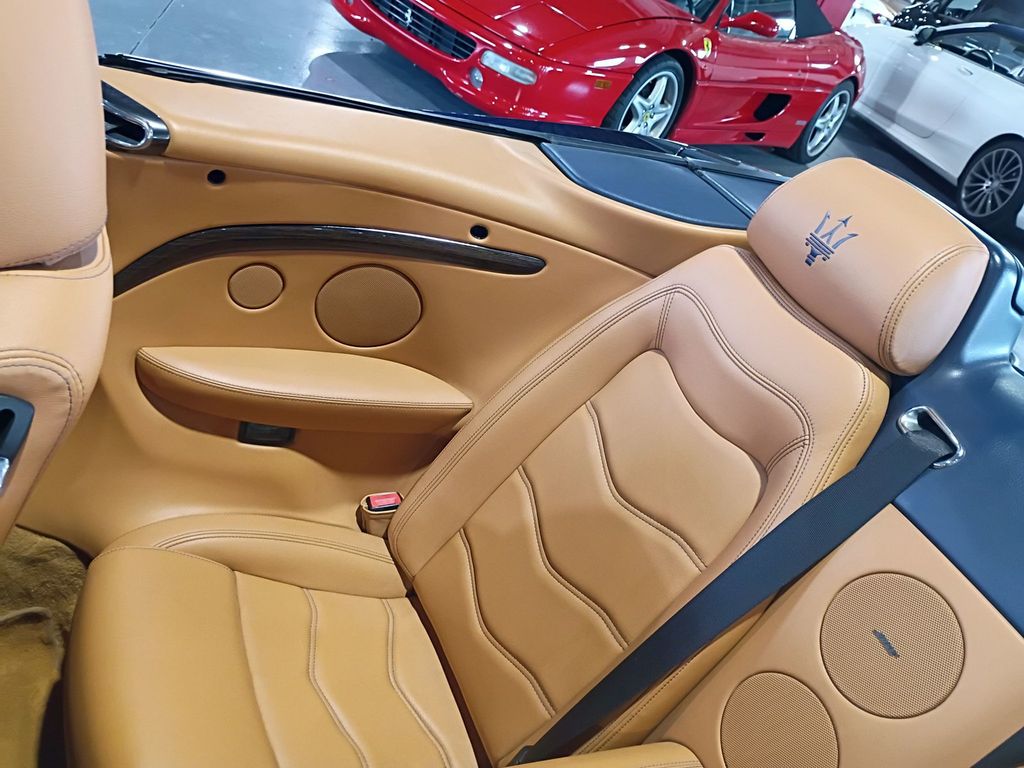 2014 Maserati GranTurismo Convertible 2dr Clean Carfax - 23093279 - 29