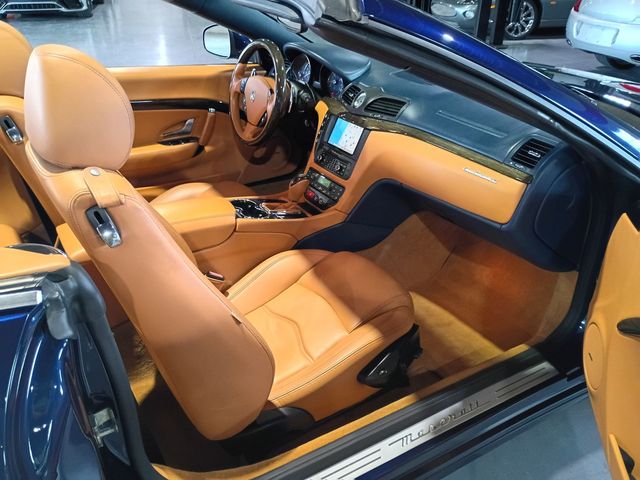 2014 Maserati GranTurismo Convertible 2dr Clean Carfax - 23093279 - 36