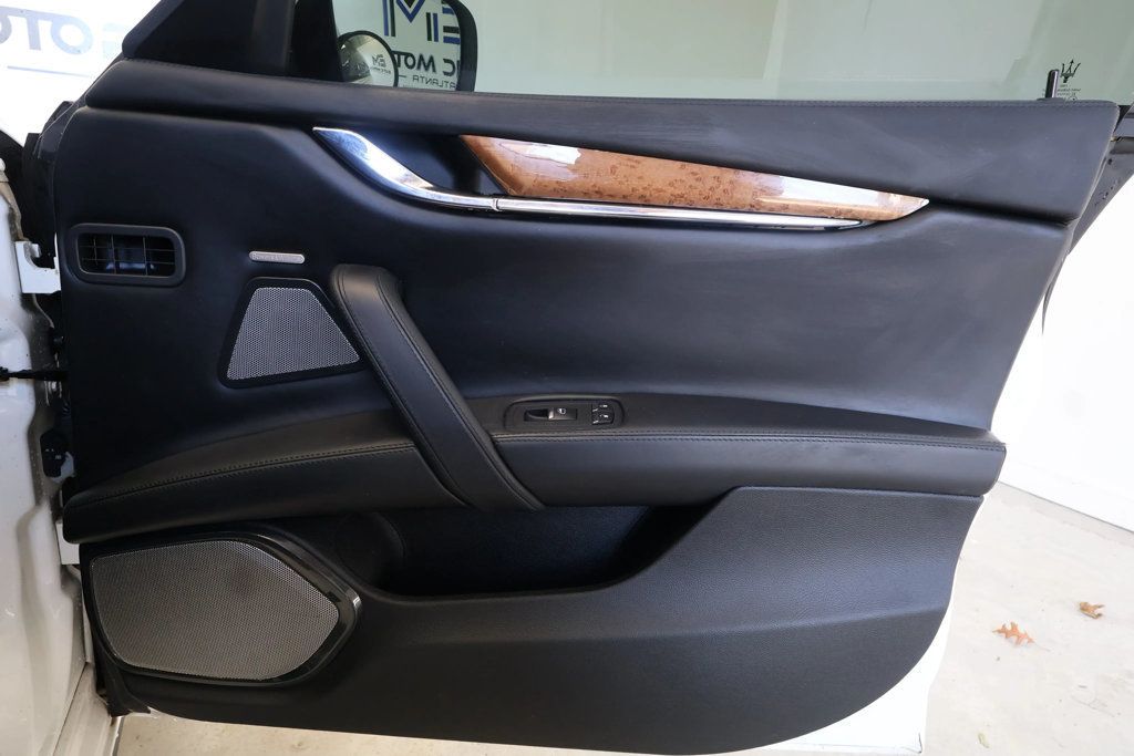 2014 Maserati Quattroporte GTS, CLEAN CARFAX, LOADED W/ OPTIONS, ONLY 59K MILES, PREM SOUND - 22907436 - 42