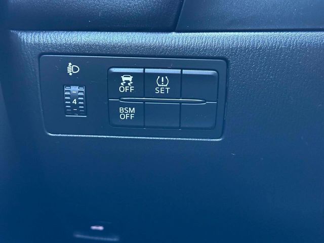 2014 Mazda Mazda3 4dr Sedan Automatic s Touring - 22935110 - 35
