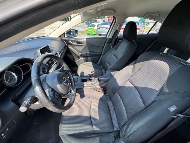 2014 Mazda Mazda3 4dr Sedan Manual i Touring - 22918287 - 9