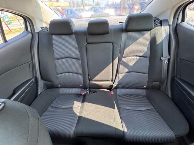 2014 Mazda Mazda3 4dr Sedan Manual i Touring - 22918287 - 13