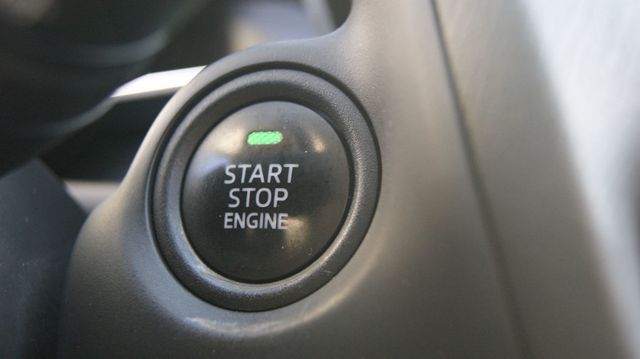 2014 Mazda Mazda3 4 NEW TIRES , JUST SERVICED, VERY CLEAN INSIDE AND OUT - 23042215 - 13