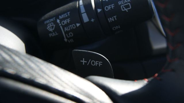 2014 Mazda Mazda3 4 NEW TIRES , JUST SERVICED, VERY CLEAN INSIDE AND OUT - 23042215 - 26