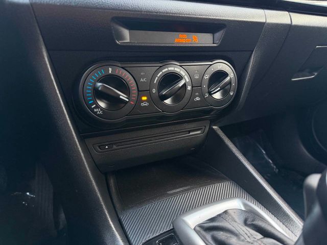 2014 Mazda Mazda3 5dr Hatchback Automatic i Sport - 22973766 - 35