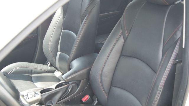 2014 Mazda Mazda3 JUST SERVICED , VERY CLEAN INSIDE AND OUT  - 22872939 - 23