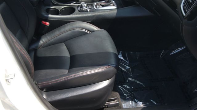 2014 Mazda Mazda3 JUST SERVICED , VERY CLEAN INSIDE AND OUT  - 22872939 - 41