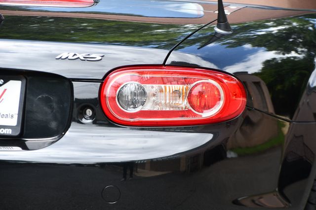 2014 Mazda MX-5 Miata 2dr Convertible Automatic Grand Touring - 23067009 - 17