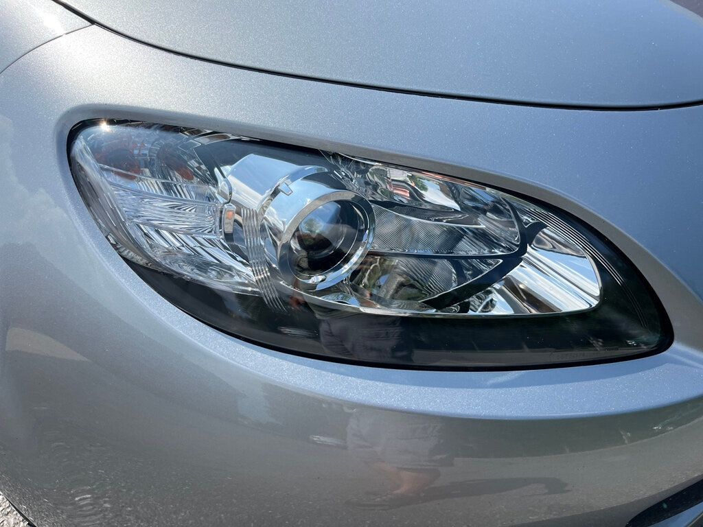 2014 Mazda MX-5 Miata Single Owner Grand Touring Retractable Hard Top Convertible  - 23048741 - 10