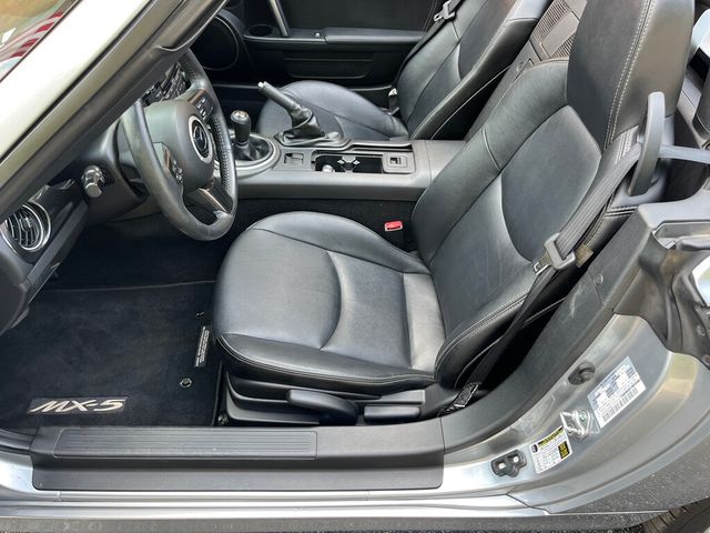 2014 Mazda MX-5 Miata Single Owner Grand Touring Retractable Hard Top Convertible  - 23048741 - 21