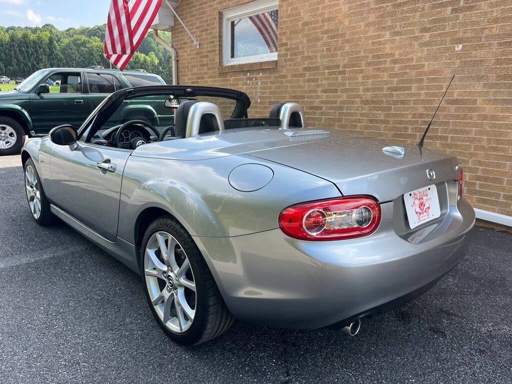 2014 Mazda MX-5 Miata Single Owner Grand Touring Retractable Hard Top Convertible  - 23048741 - 38