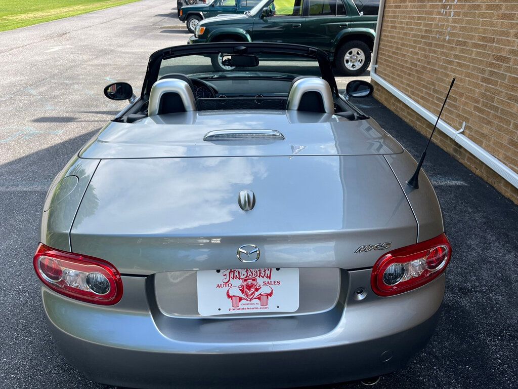 2014 Mazda MX-5 Miata Single Owner Grand Touring Retractable Hard Top Convertible  - 23048741 - 39