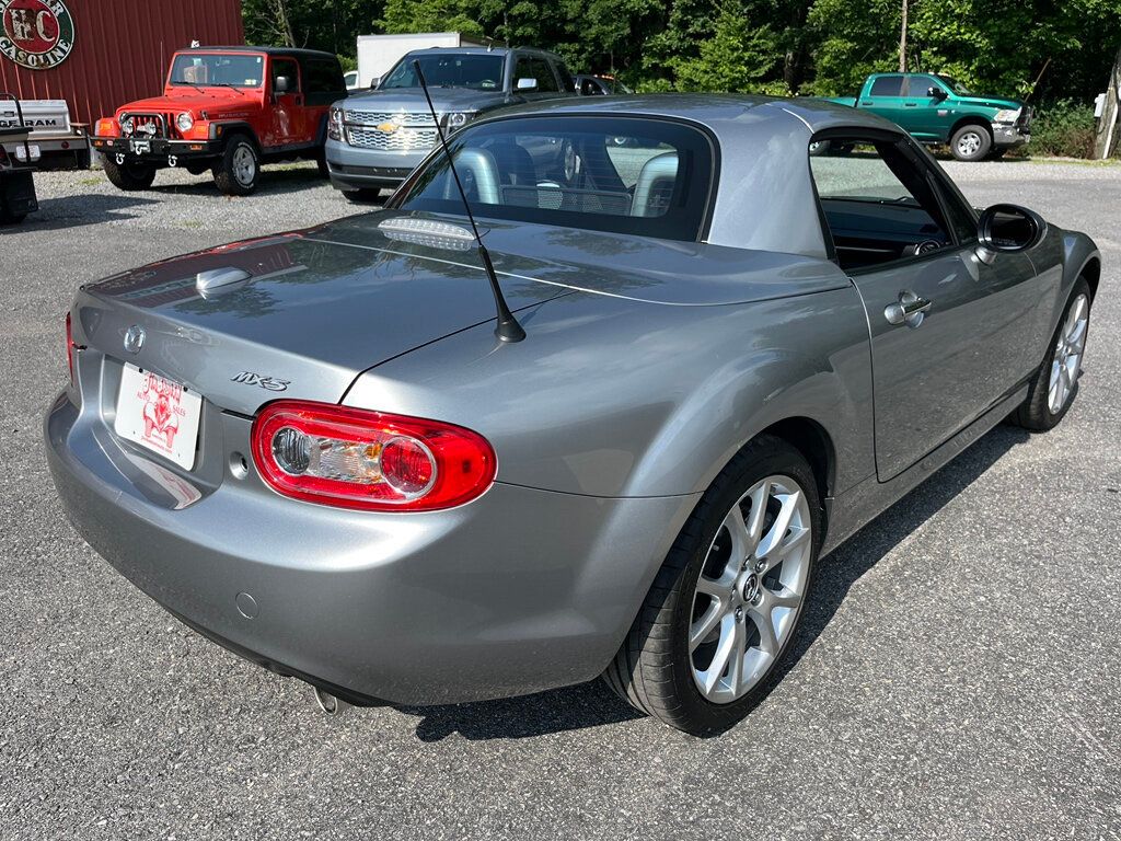 2014 Mazda MX-5 Miata Single Owner Grand Touring Retractable Hard Top Convertible  - 23048741 - 4