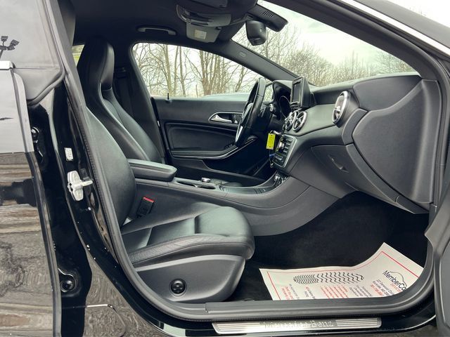 2014 Mercedes-Benz CLA 4dr Sedan CLA 250 4MATIC - 22988294 - 18