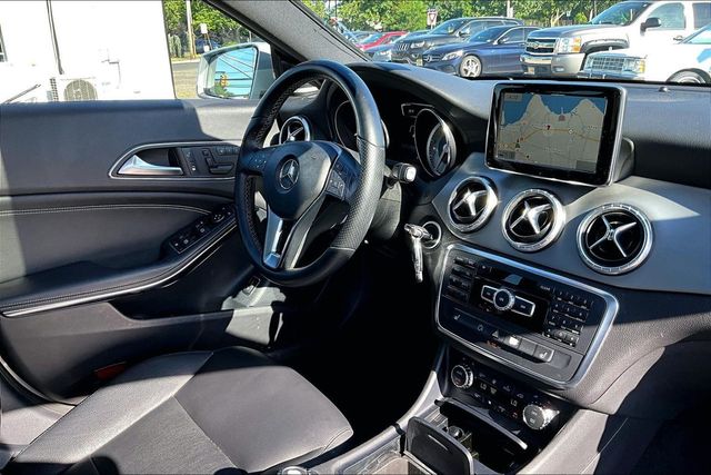 2014 Mercedes-Benz CLA 4dr Sedan CLA 250 FWD - 23036521 - 30