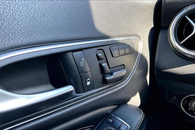 2014 Mercedes-Benz CLA 4dr Sedan CLA 250 FWD - 23036521 - 31