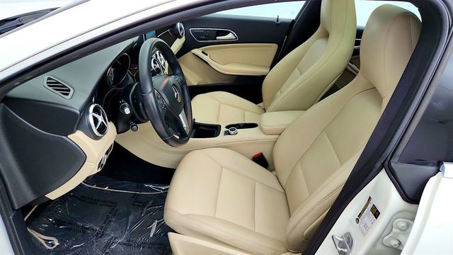 2014 Mercedes-Benz CLA 4dr Sedan CLA 250 FWD w/ Multimedia & Premium 1 Packages - 23081834 - 11