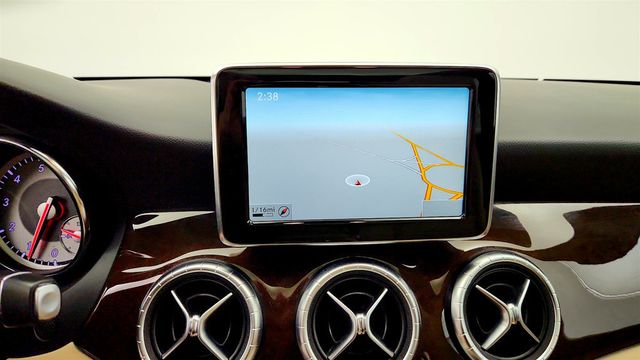 2014 Mercedes-Benz CLA 4dr Sedan CLA 250 FWD w/ Multimedia & Premium 1 Packages - 23081834 - 16
