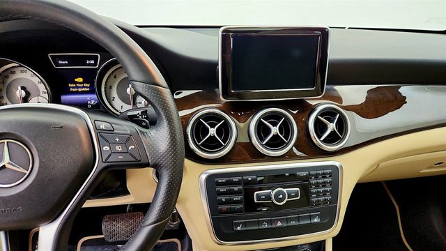 2014 Mercedes-Benz CLA 4dr Sedan CLA 250 FWD w/ Multimedia & Premium 1 Packages - 23081834 - 17