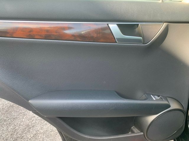 2014 Mercedes-Benz C-Class 4dr Sedan C 250 Sport RWD - 22946037 - 12