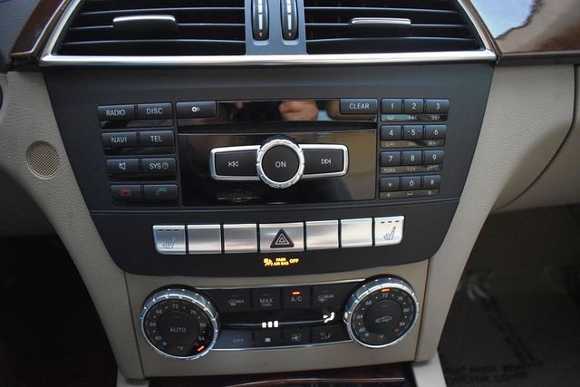 2014 Mercedes-Benz C-Class 4dr Sedan C 250 Sport RWD - 22985853 - 11