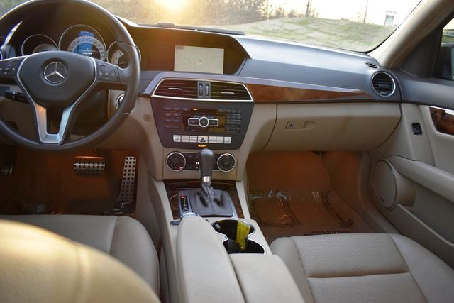 2014 Mercedes-Benz C-Class 4dr Sedan C 250 Sport RWD - 22985853 - 21