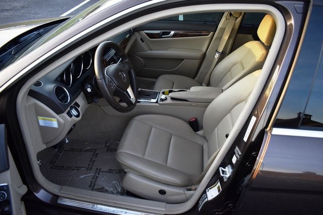 2014 Mercedes-Benz C-Class 4dr Sedan C 250 Sport RWD - 22985853 - 29