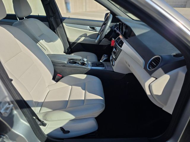 2014 Mercedes-Benz C-Class 4dr Sedan C 250 Sport RWD - 22968040 - 9