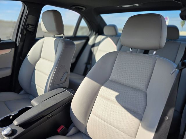 2014 Mercedes-Benz C-Class 4dr Sedan C 250 Sport RWD - 22968040 - 14