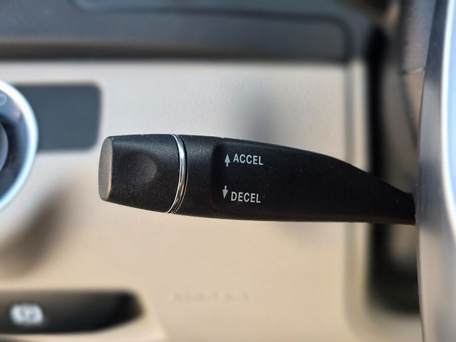 2014 Mercedes-Benz C-Class 4dr Sedan C 250 Sport RWD - 22968040 - 35