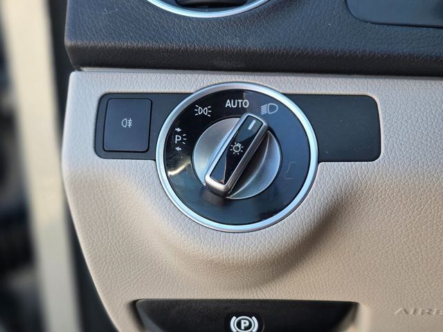 2014 Mercedes-Benz C-Class 4dr Sedan C 250 Sport RWD - 22968040 - 36