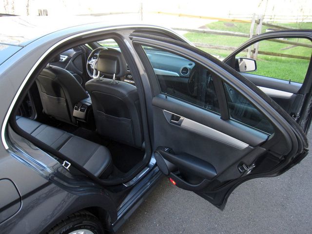 2014 Mercedes-Benz C-Class 4dr Sedan C 300 Sport 4MATIC - 22819532 - 26