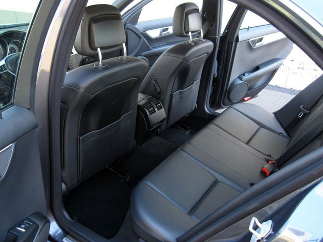 2014 Mercedes-Benz C-Class 4dr Sedan C 300 Sport 4MATIC - 22819532 - 28