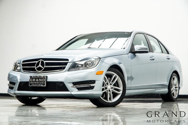 2014 Mercedes-Benz C-Class 4dr Sedan C 300 Sport 4MATIC - 23100605 - 1