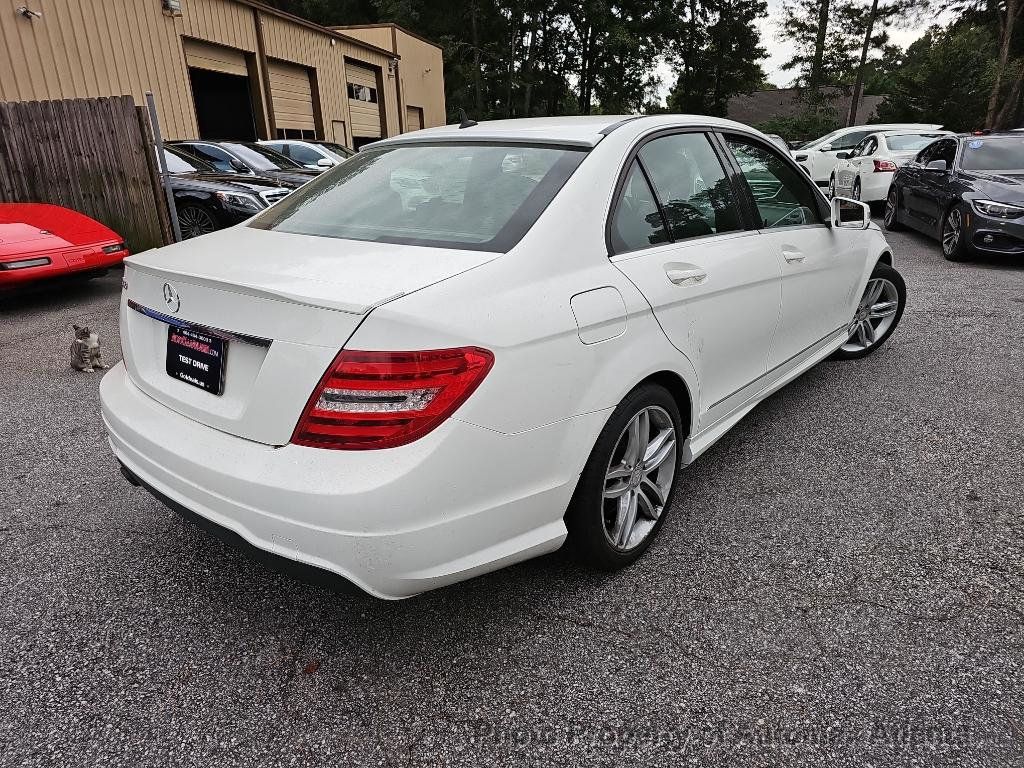 2014 Mercedes-Benz C-Class Luxury - 22608018 - 2