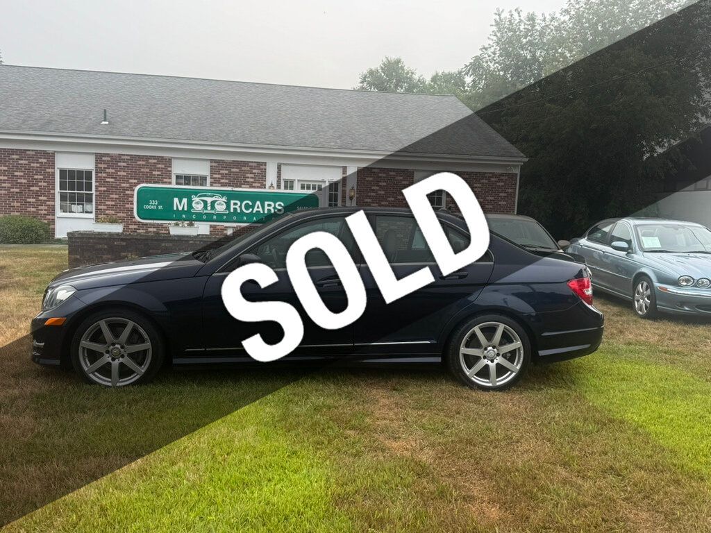 2014 Mercedes-Benz C-Class SUCH A PHENOMENAL VALUE!! ALL WHEEL DRIVE TOO!! - 22897091 - 0