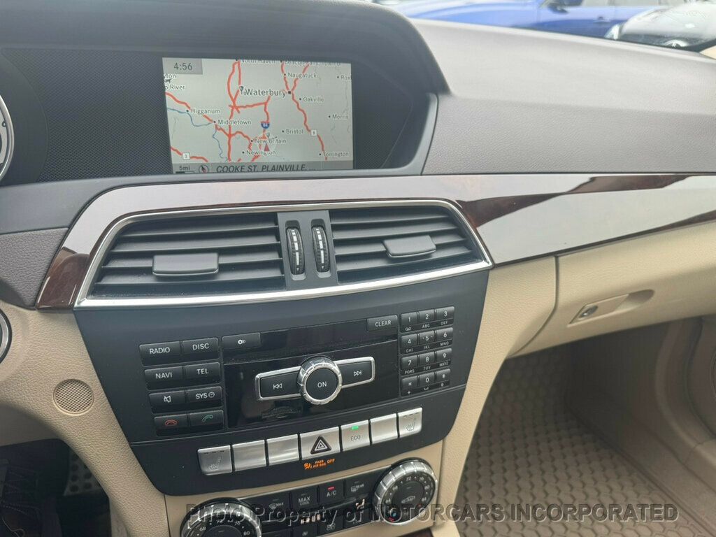 2014 Mercedes Benz C Sedan photo 15