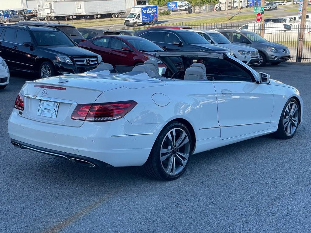 2014 Mercedes Benz E photo 12