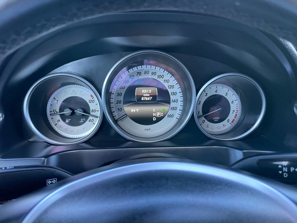 2014 Mercedes Benz E photo 24