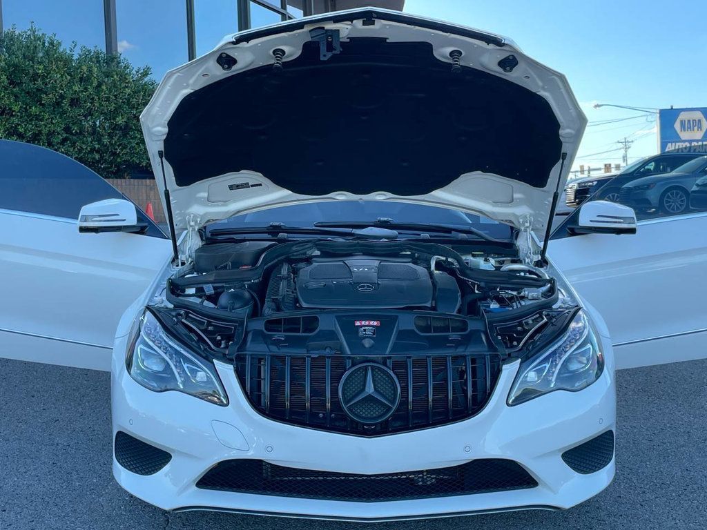 2014 Mercedes Benz E photo 25