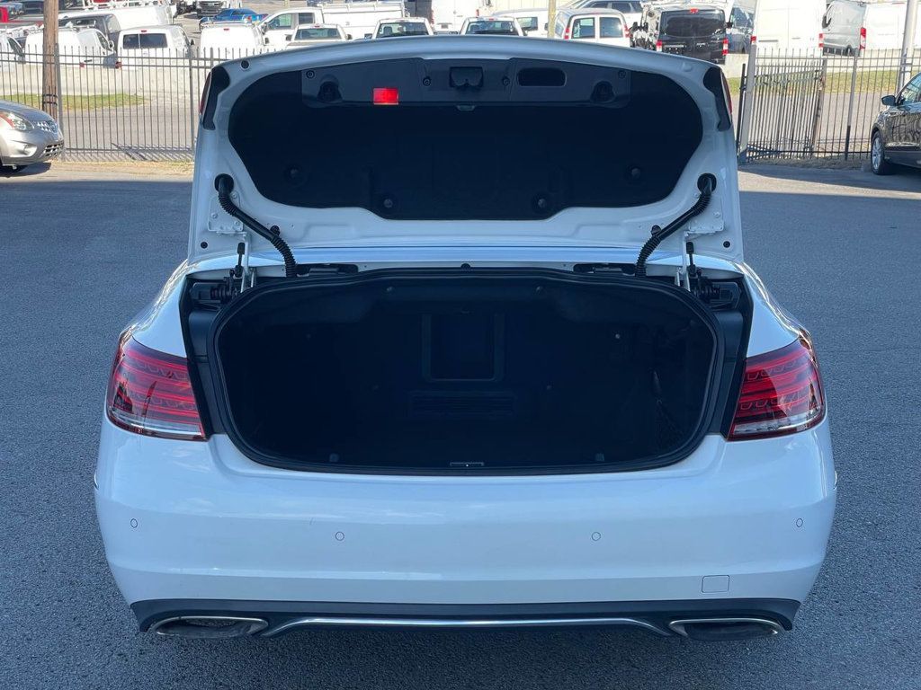 2014 Mercedes Benz E photo 27