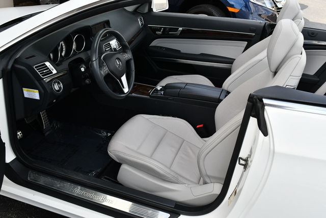 2014 Mercedes-Benz E-Class 2dr Cabriolet E 350 RWD W/P1, Sport and Lane Tracking Packages - 23010945 - 13