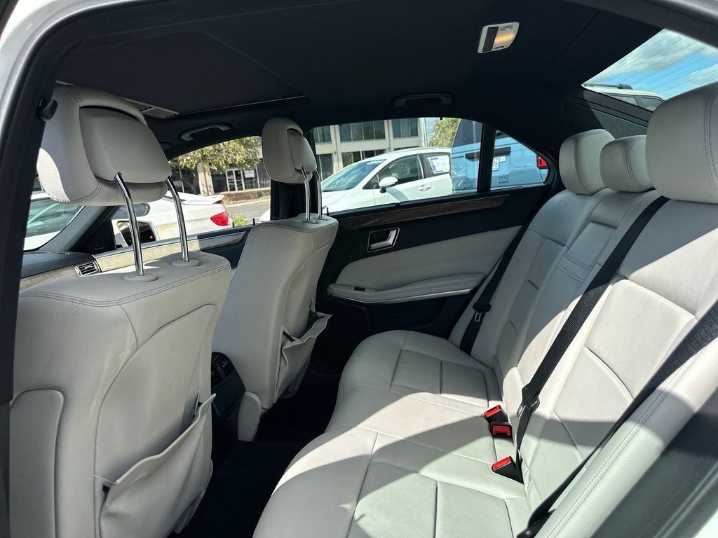 2014 Mercedes-Benz E-Class 4dr Sedan E350 RWD - 22955967 - 11