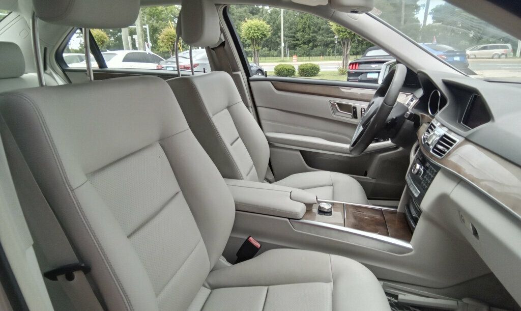 2014 Mercedes Benz E photo 10
