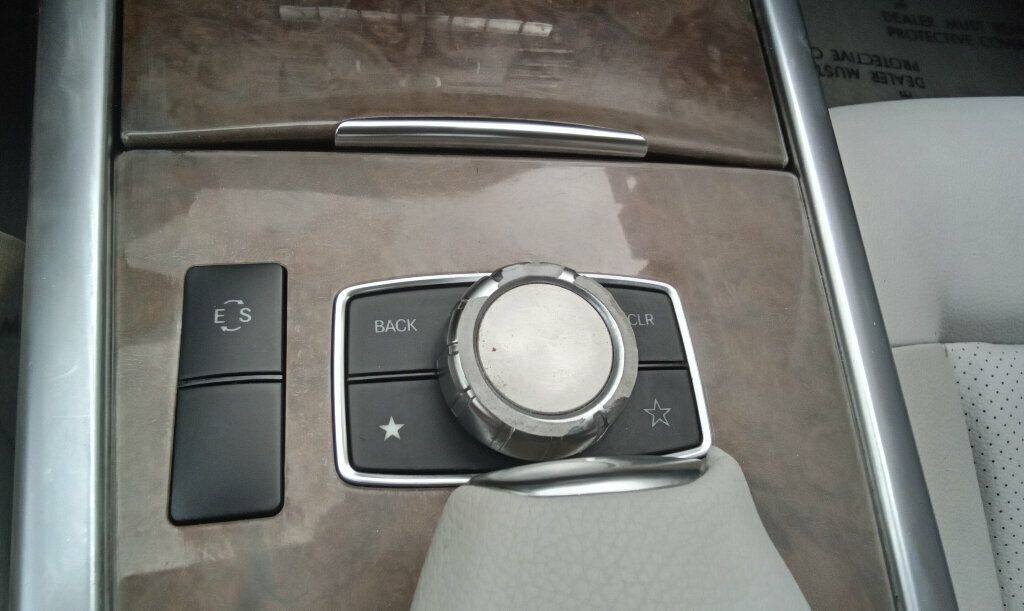 2014 Mercedes Benz E photo 22