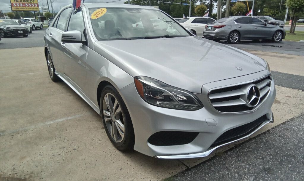 2014 Mercedes Benz E photo 4
