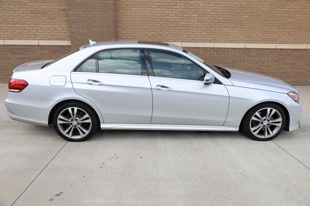 2014 Mercedes Benz E photo 4
